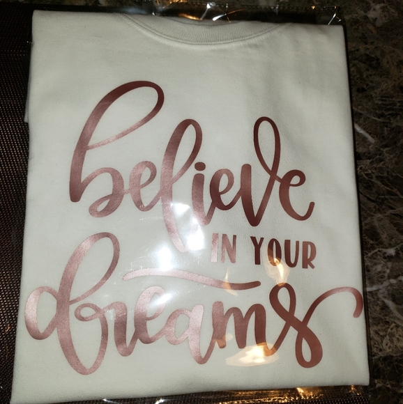 T-Shirts - Picture 2 of 3